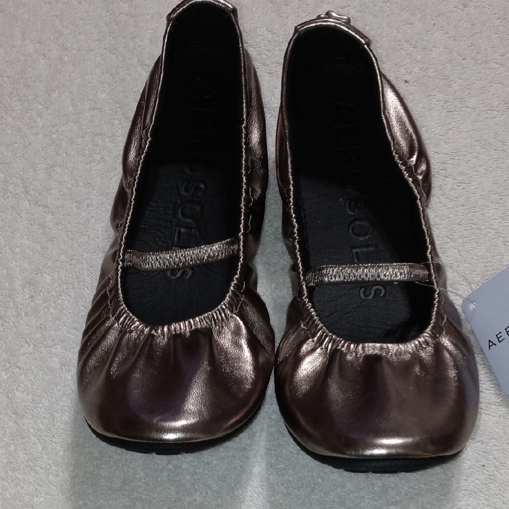 AEROSOLES Metallic Flats